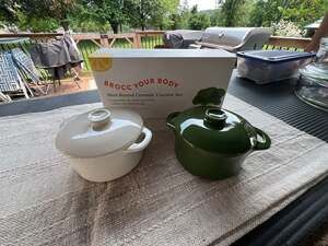 Brocc Your Body Mini Round Ceramic Cocotte Set Green and White Lids NEW IN BOX